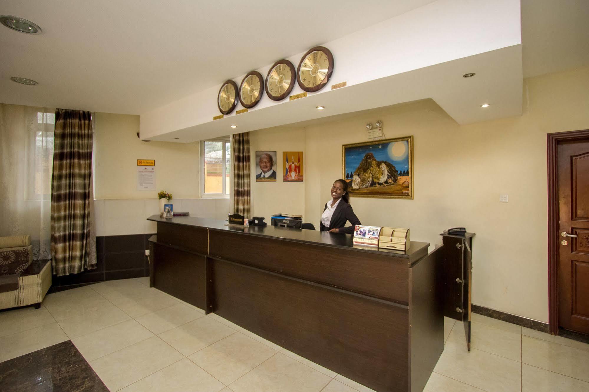 Grand Global Hotel Кампала Екстериор снимка
